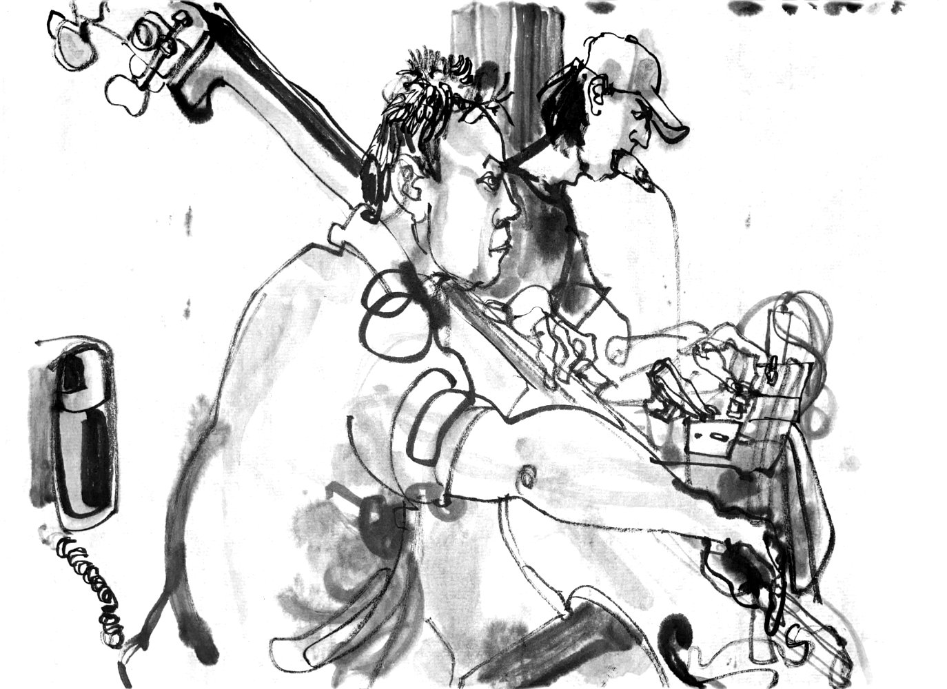 Ink drawing of two male musicians, both facing to the right. In front is a double bass player, playing with a bow. In the back is a man with a small short microphone. he is holding wit his teeth, his hands are manipulating electronic devices on a desk in front of him.