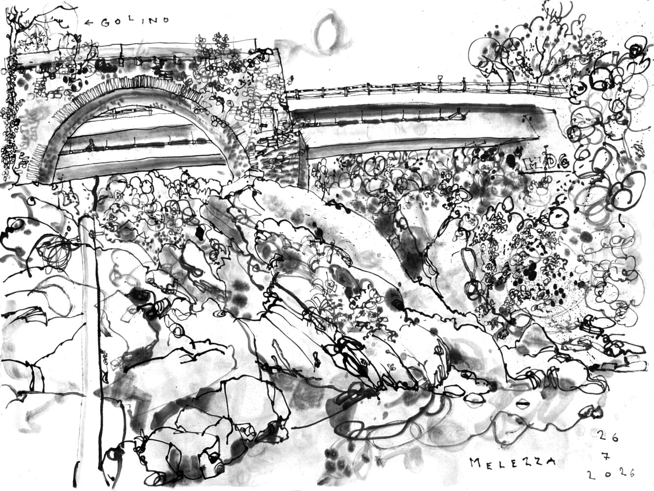Tuschezeichnung eines Flusses. Vorne ragen schräg geschichtetet Felsen aus der Wasserfläche, auf ihnen stehen die Reste einer steinernen Bogenbrücke, dahinter die aktuelle Strassenbrücke als Betonträger.hinter den Brücken sind steil abfallende, bewachsene Hänge.